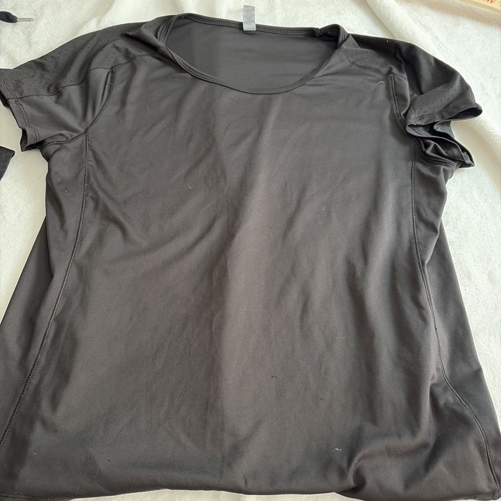 Lot‎ of 3 Women's Workout Tops Size Large Black